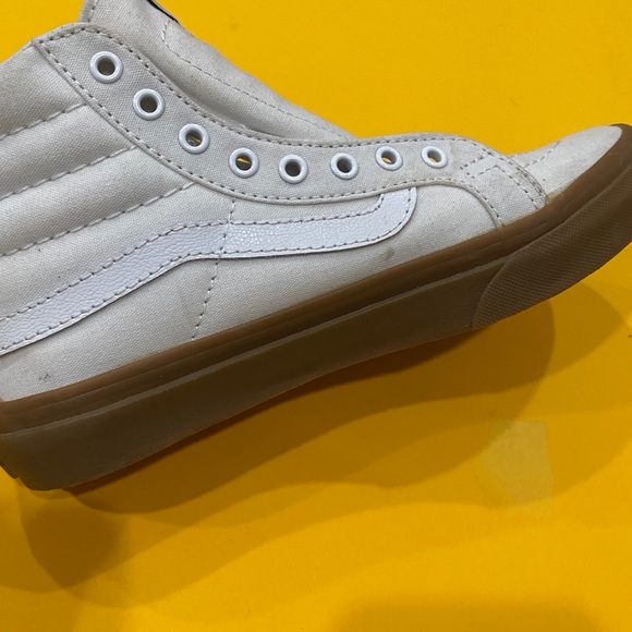 White high top canvas Vans - Picture 6 of 9